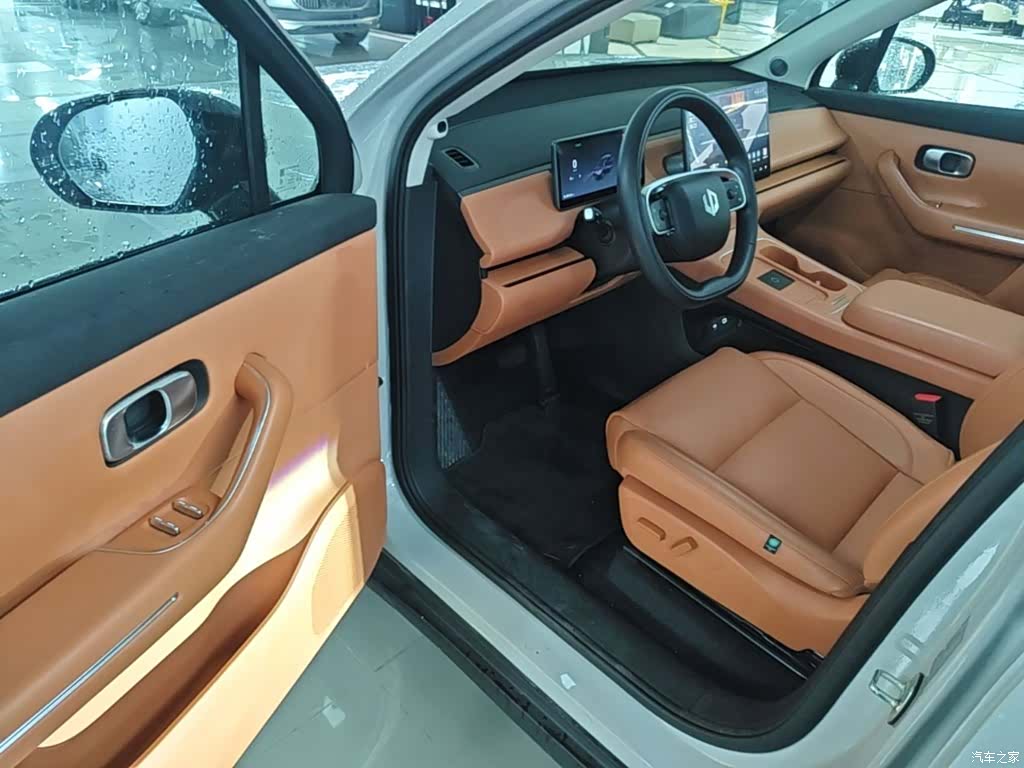 Leapmotor C10, 2025 16
