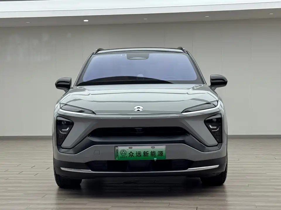 NIO ES6
