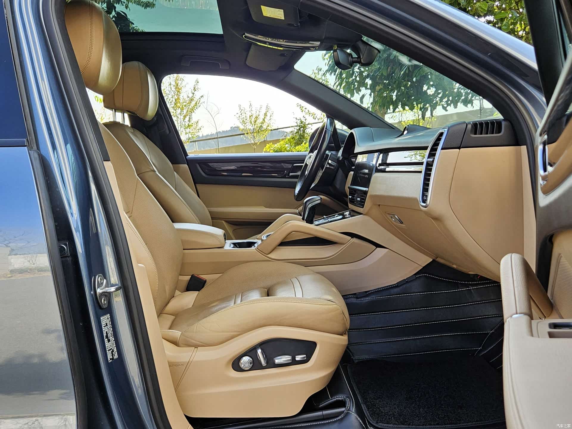 Porsche Cayenne, 2018 8