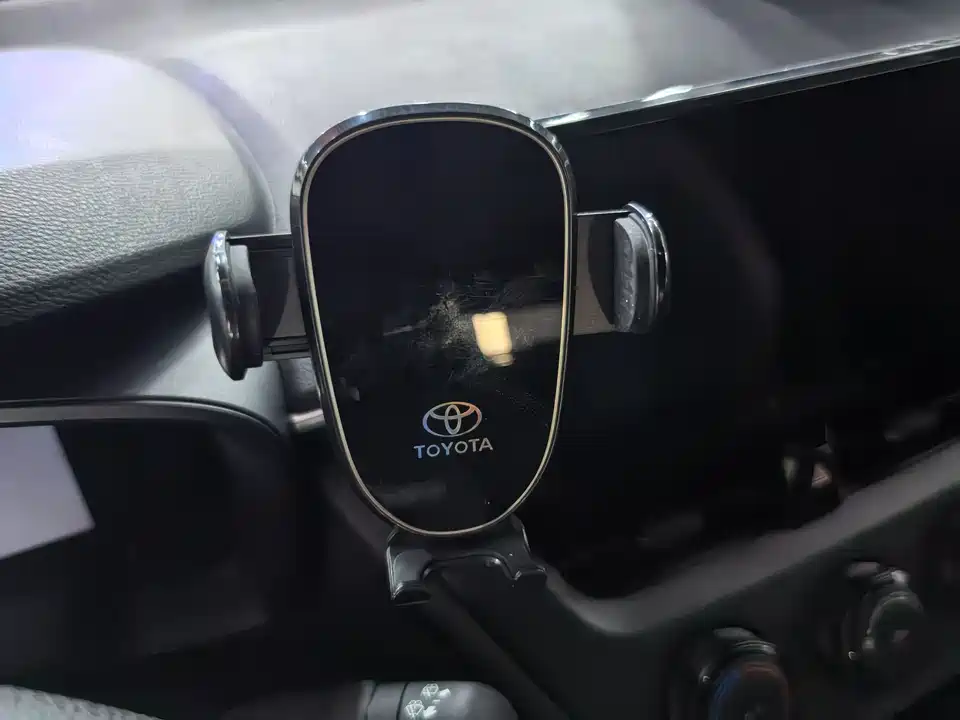 Toyota Corolla Sharp amplifier