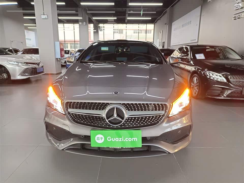 Mercedes-Benz CLA