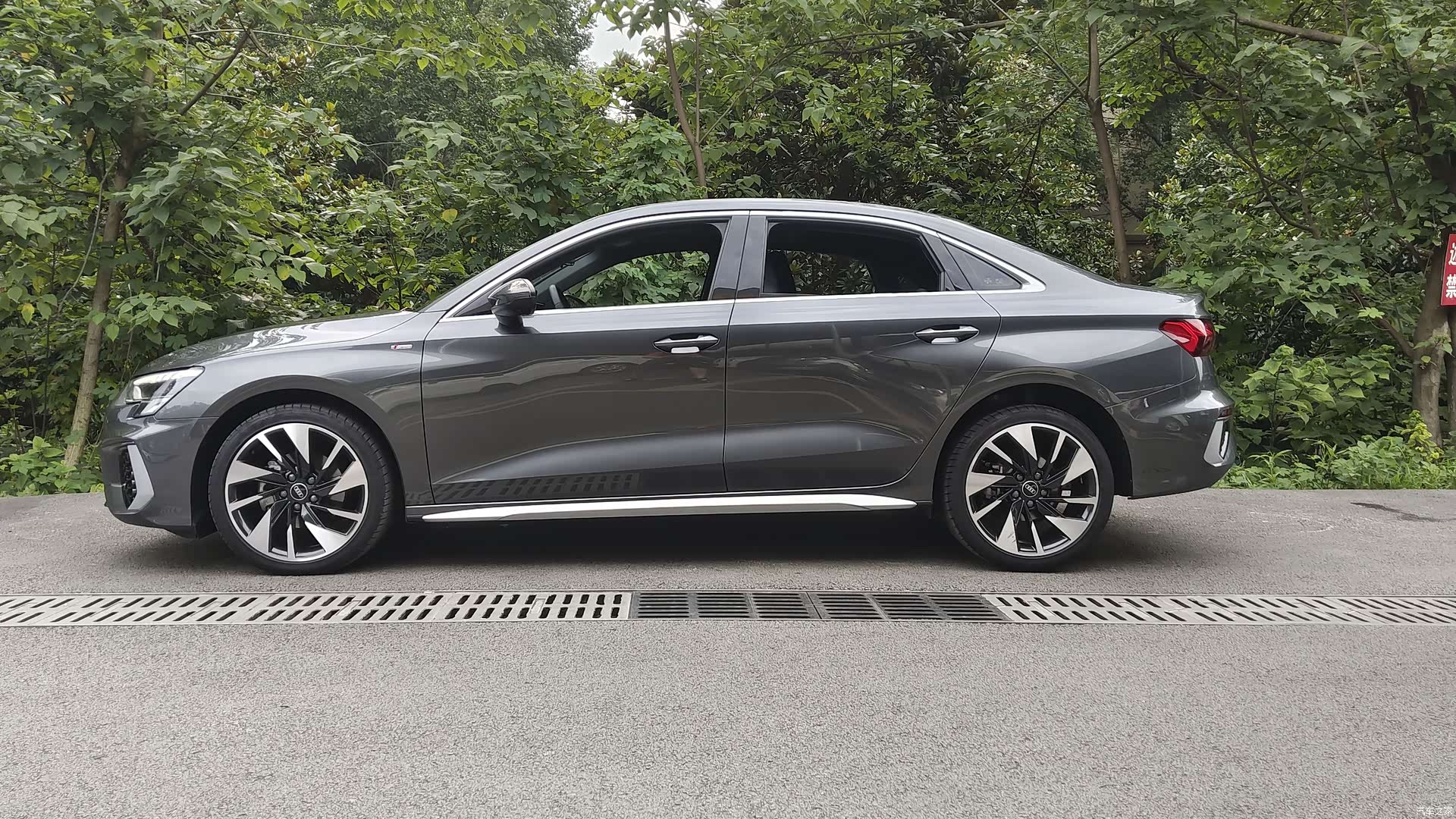 Audi A3, 2023 все фото