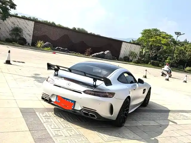 Mercedes-Benz AMG GT