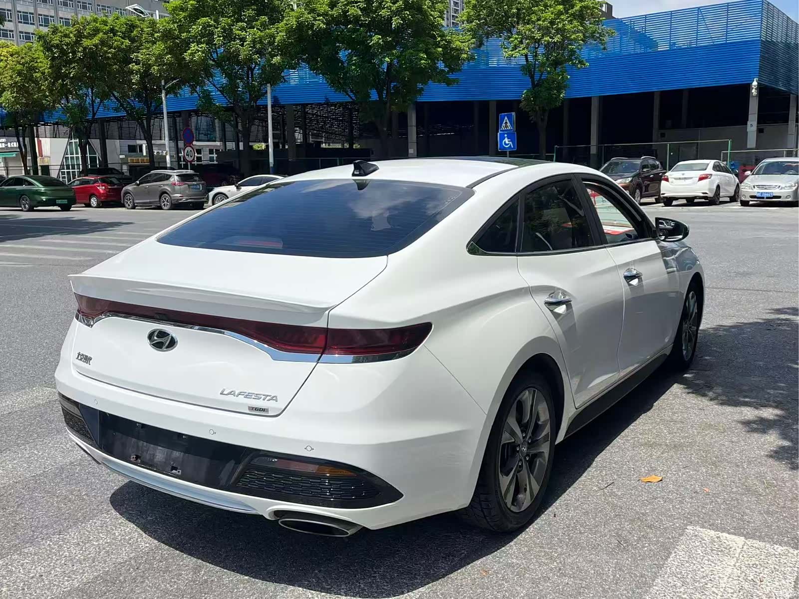 Hyundai Lafesta, 2019 6