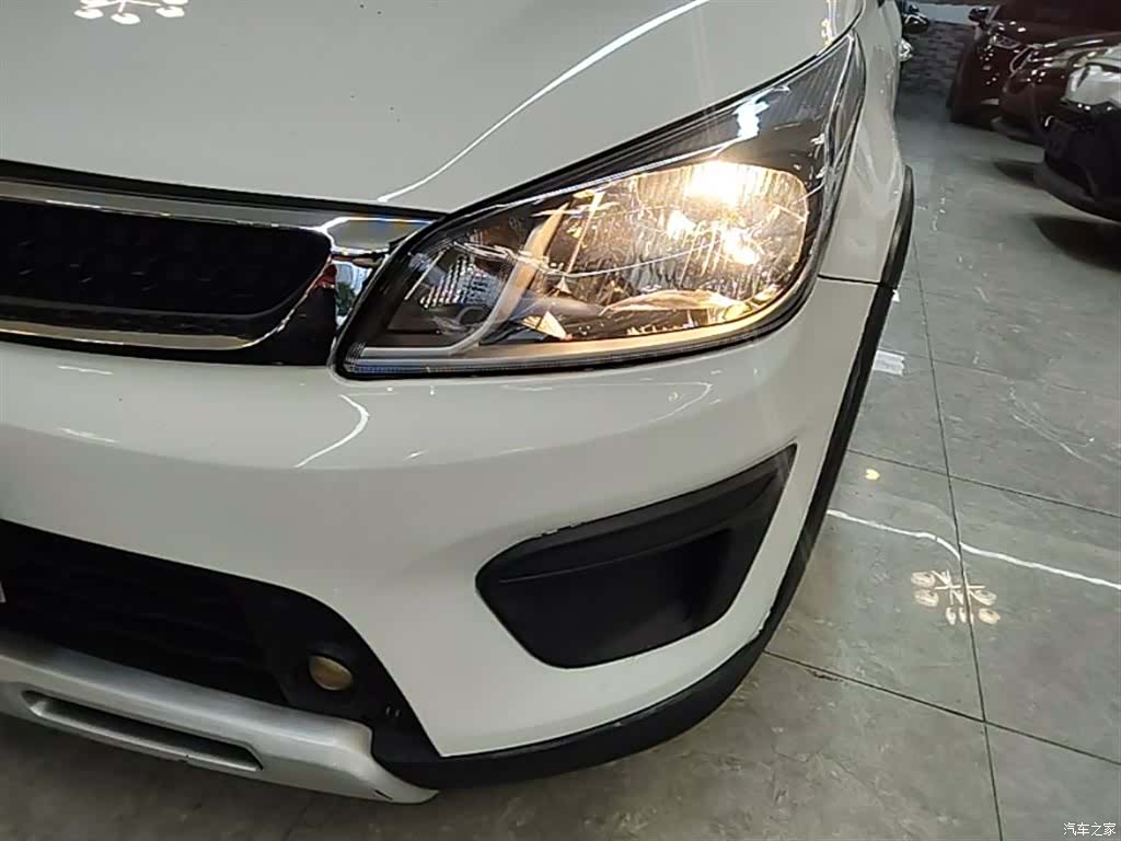 Kia KX, 2019 18