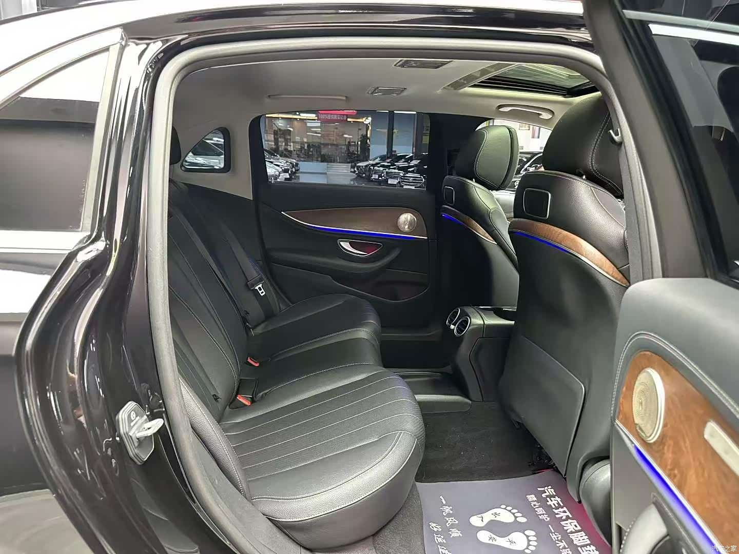 Mercedes-Benz E-Class, 2019 4