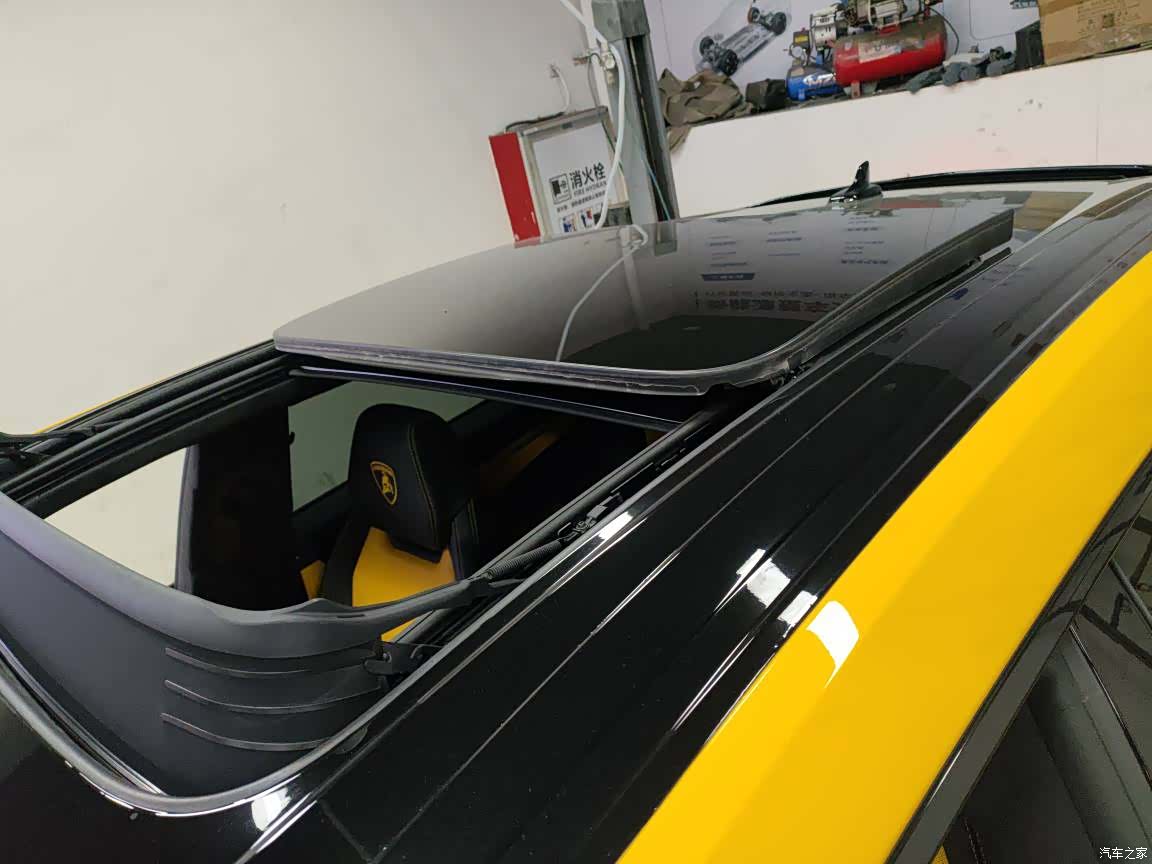 Lamborghini Urus, 2022 10