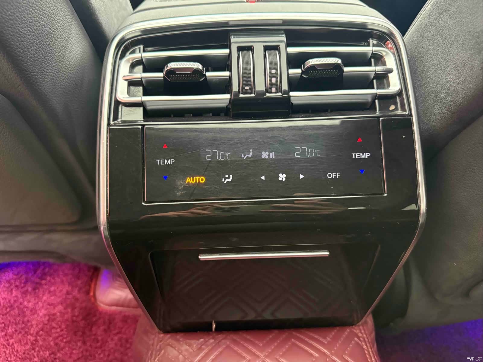 Hongqi H9, 2022 12
