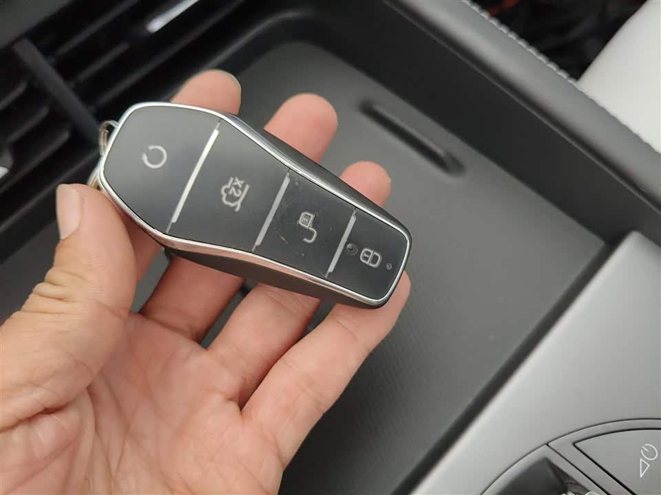 BYD Seal 06