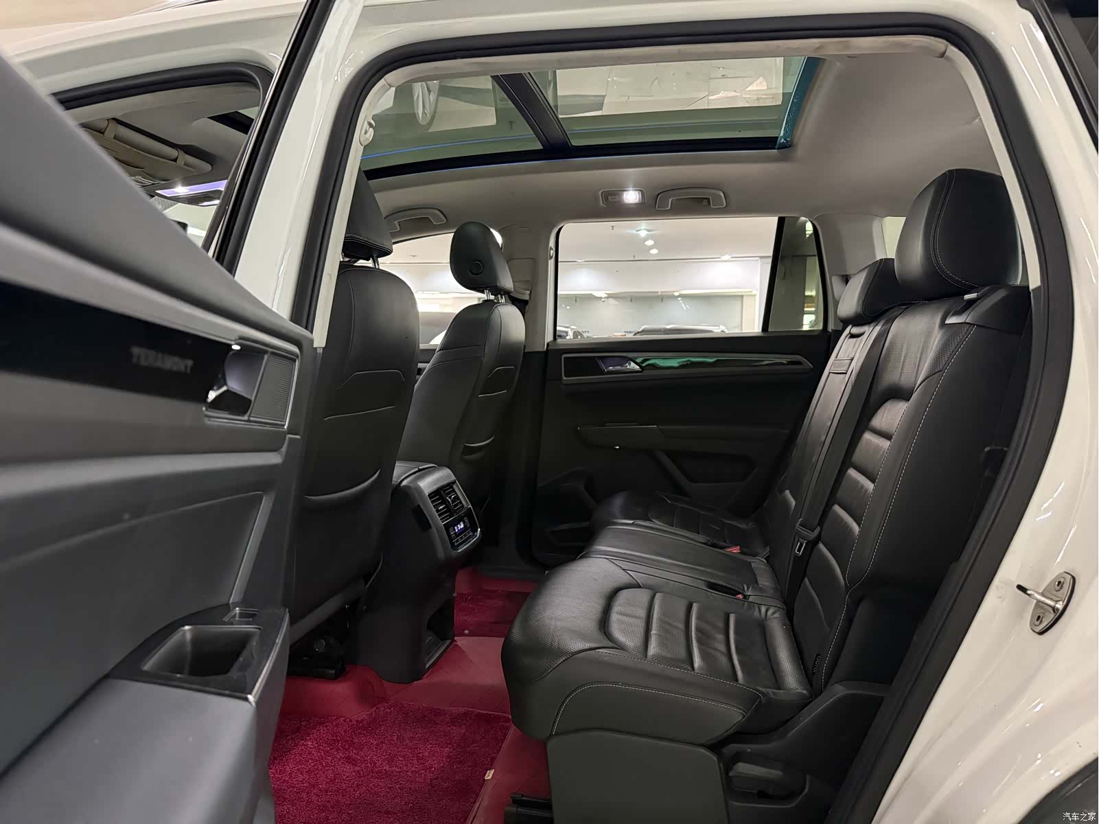 Volkswagen Teramont, 2018 10