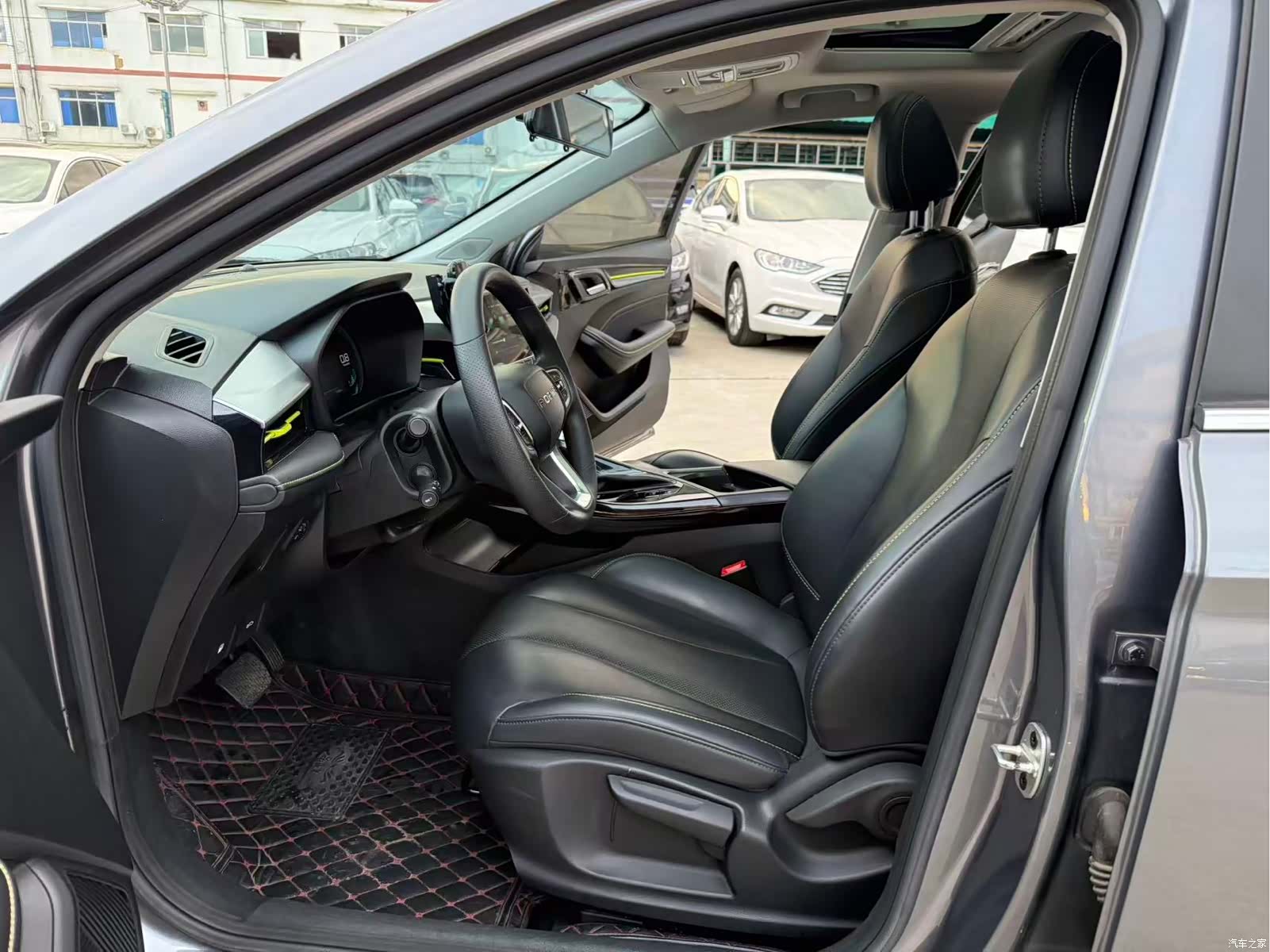 Roewe i5, 2022 4