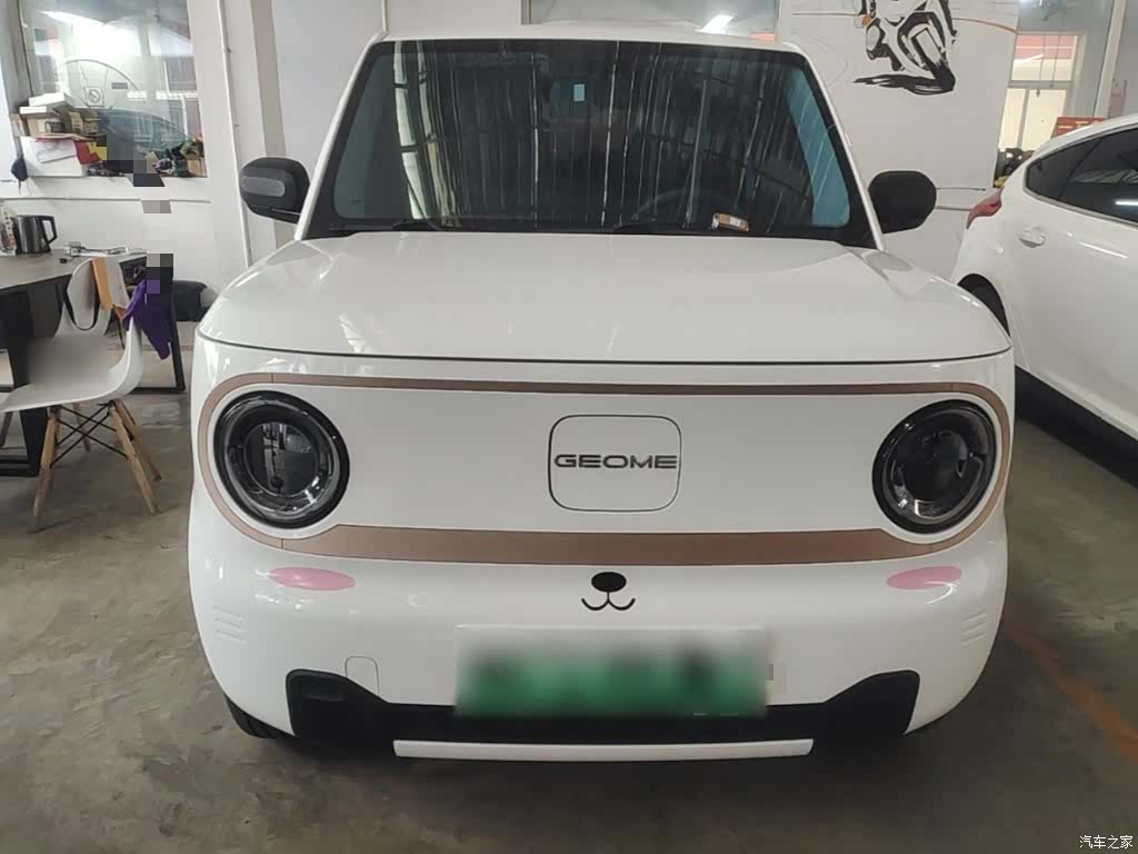 Geely Panda, 2025 3