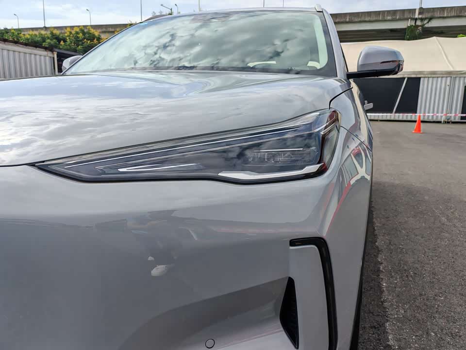 Geely Galaxy Galaxy E5