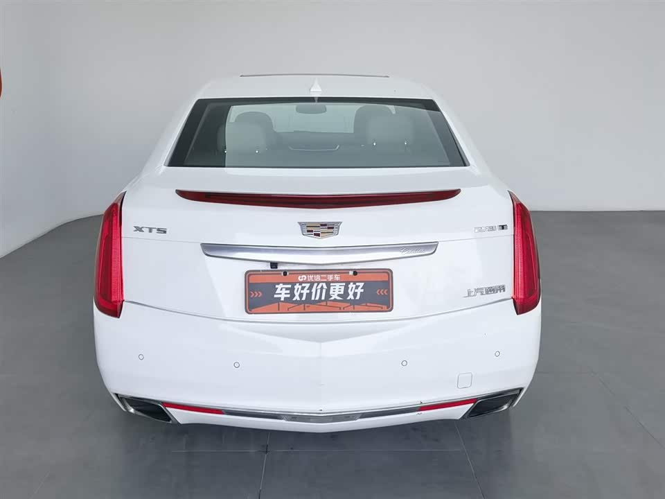 Cadillac XTS