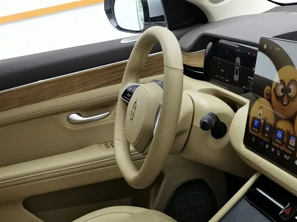 AITO Ask the world M7