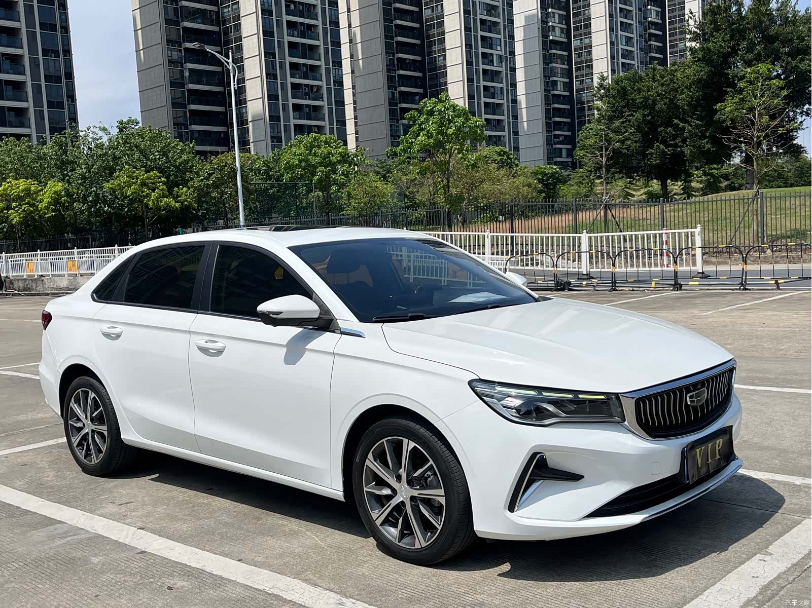 Geely Emgrand, 2022 2
