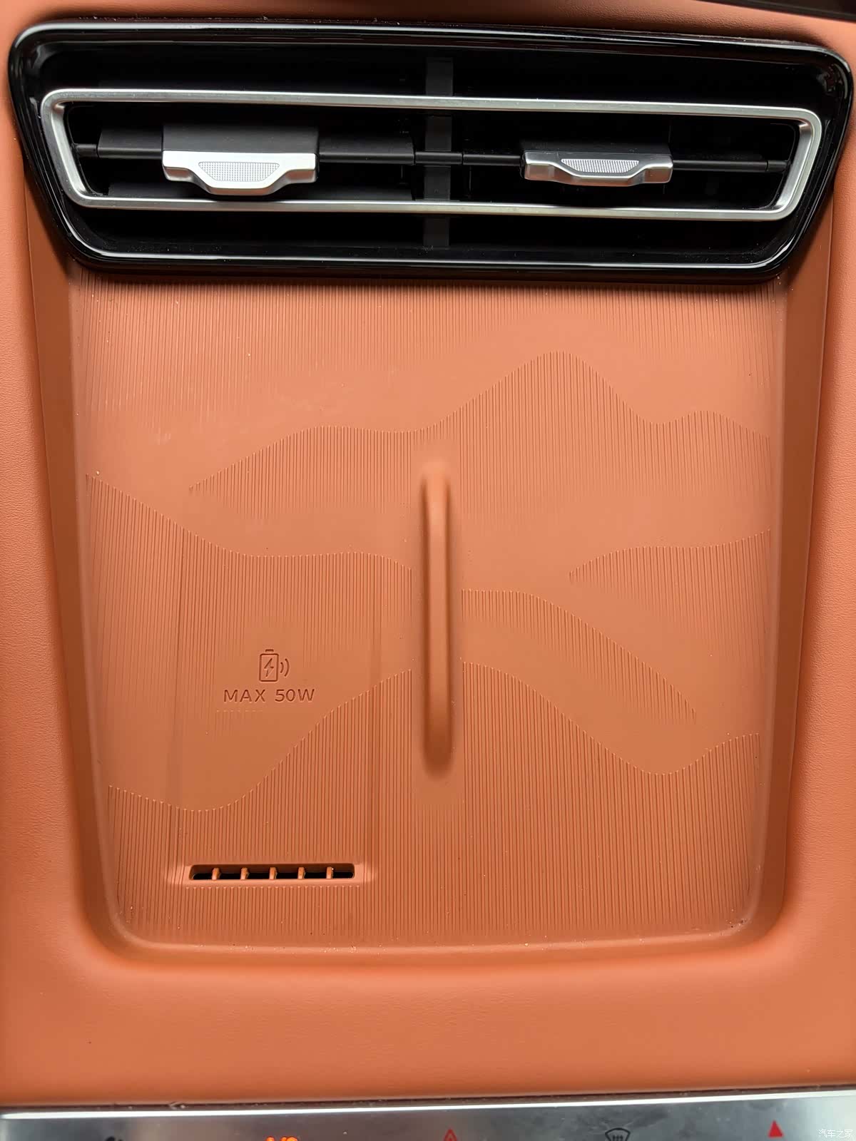 Jetour L7, 2025 25