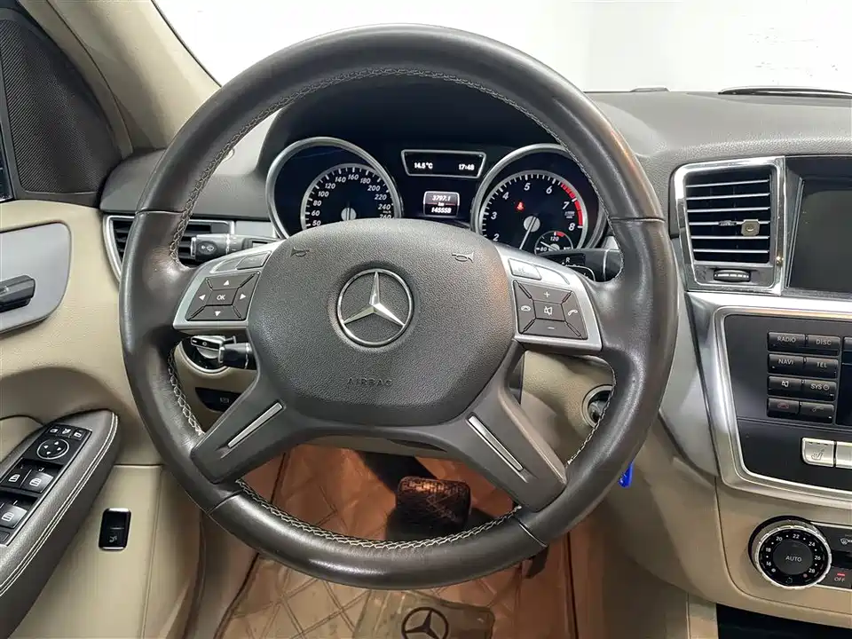 Mercedes-Benz M class