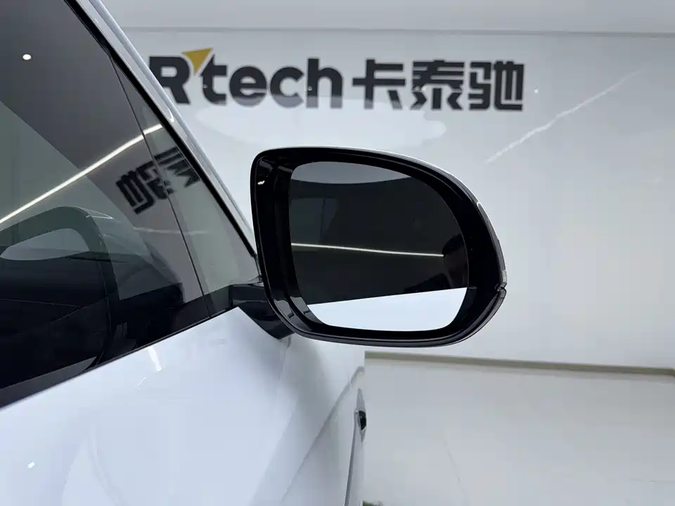 BYD Tang L