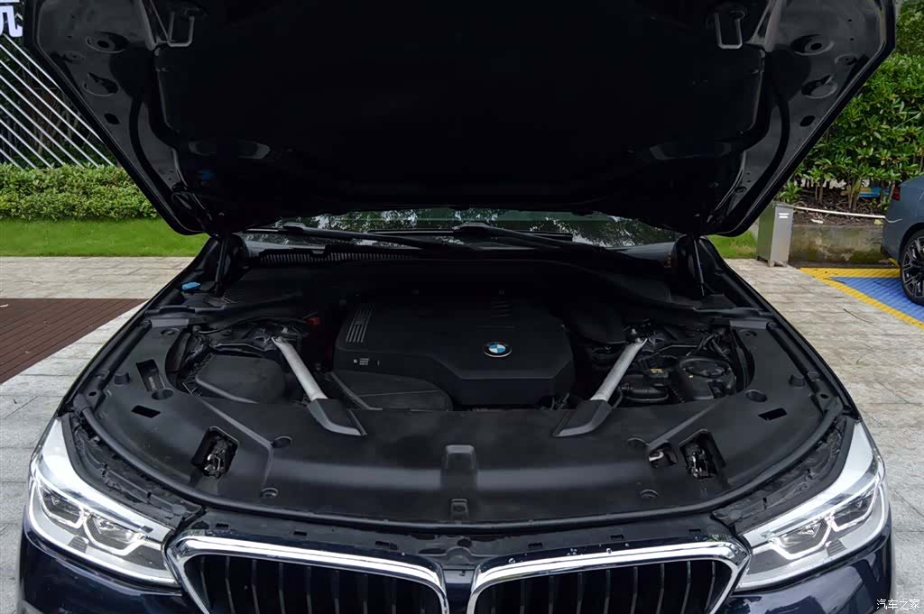 BMW 6 Series GT, 2020 12