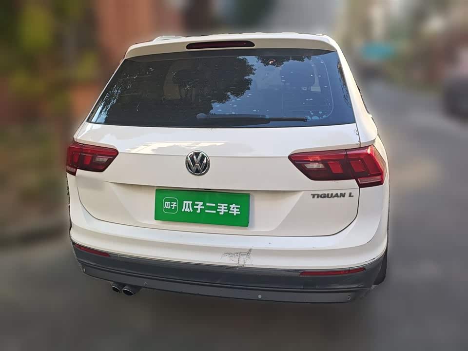 Volkswagen Tiguan L