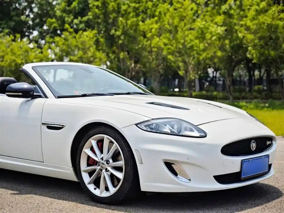 Jaguar XK