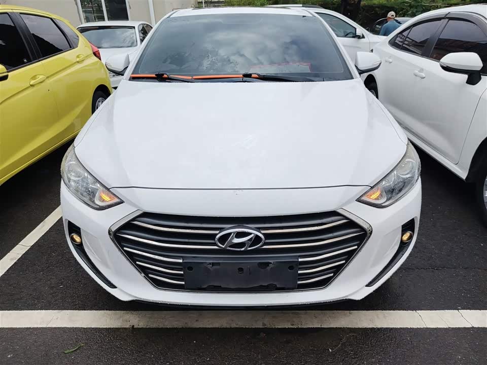 Hyundai Lead