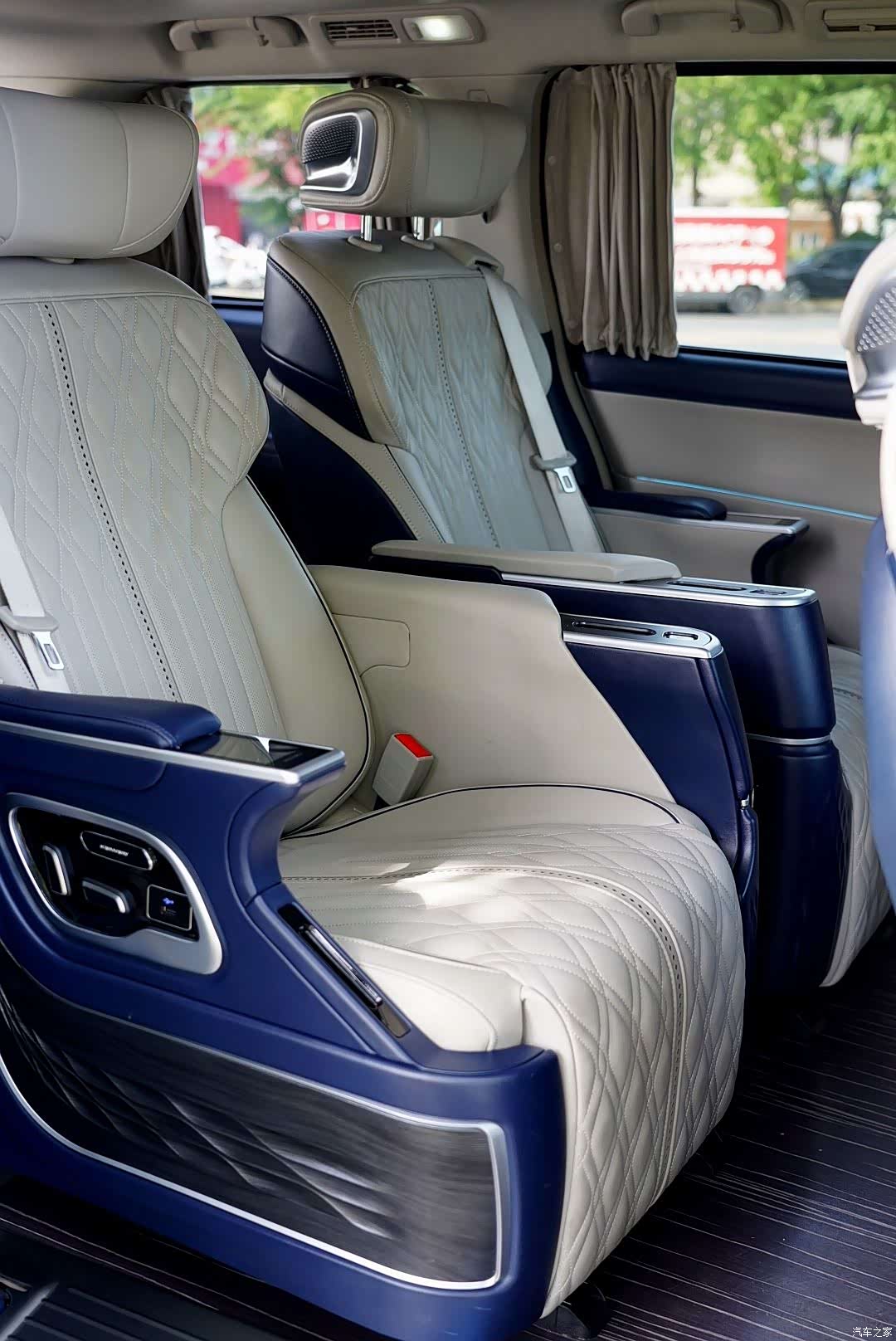 Nissan SL, 2016 14