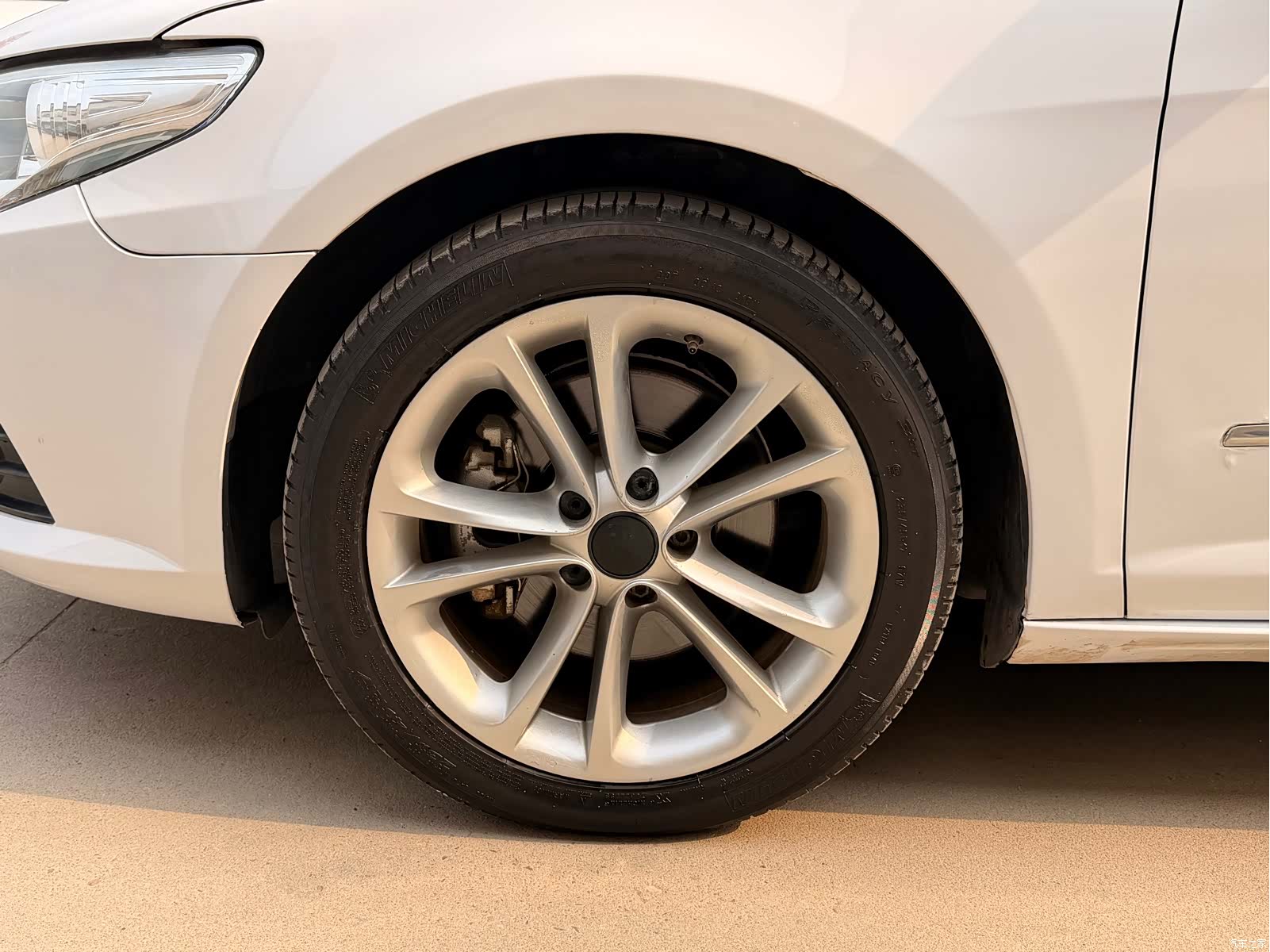 Volkswagen CC, 2011 9