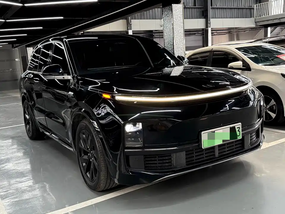 Li Auto Ideal L8
