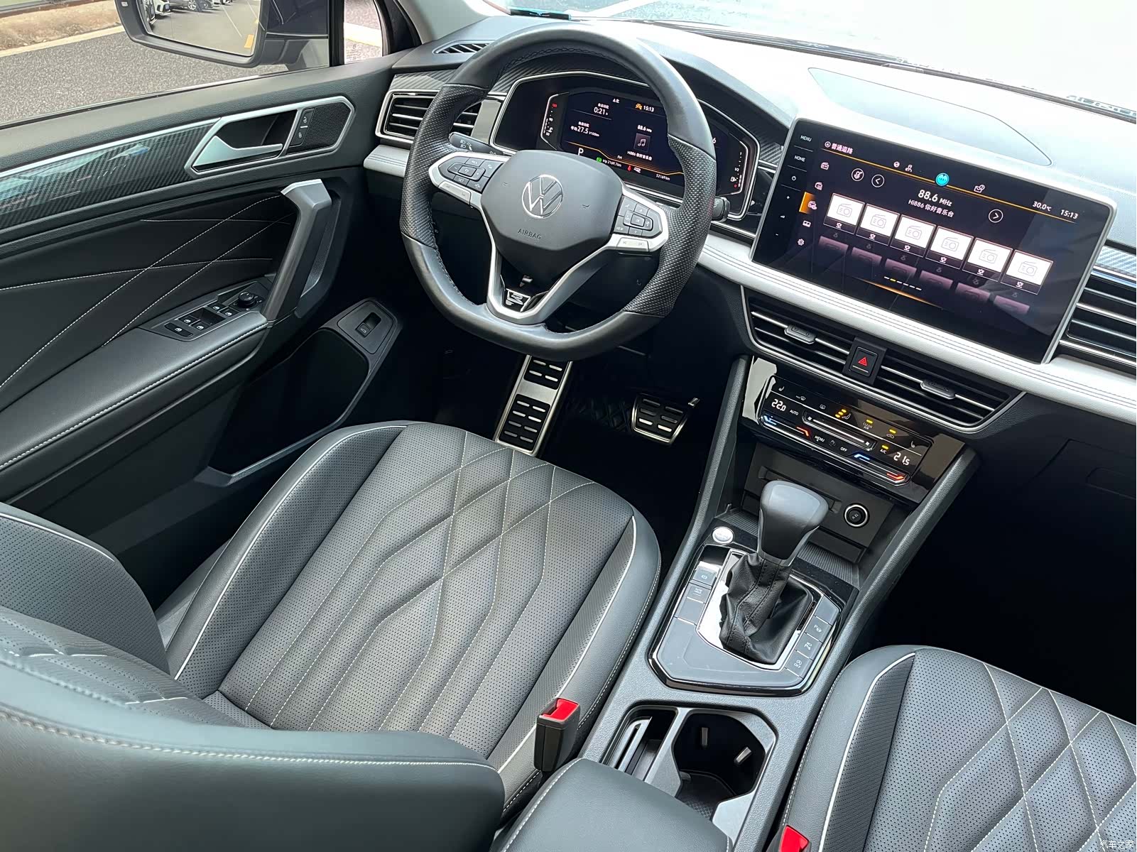 Volkswagen Tiguan L, 2024 9