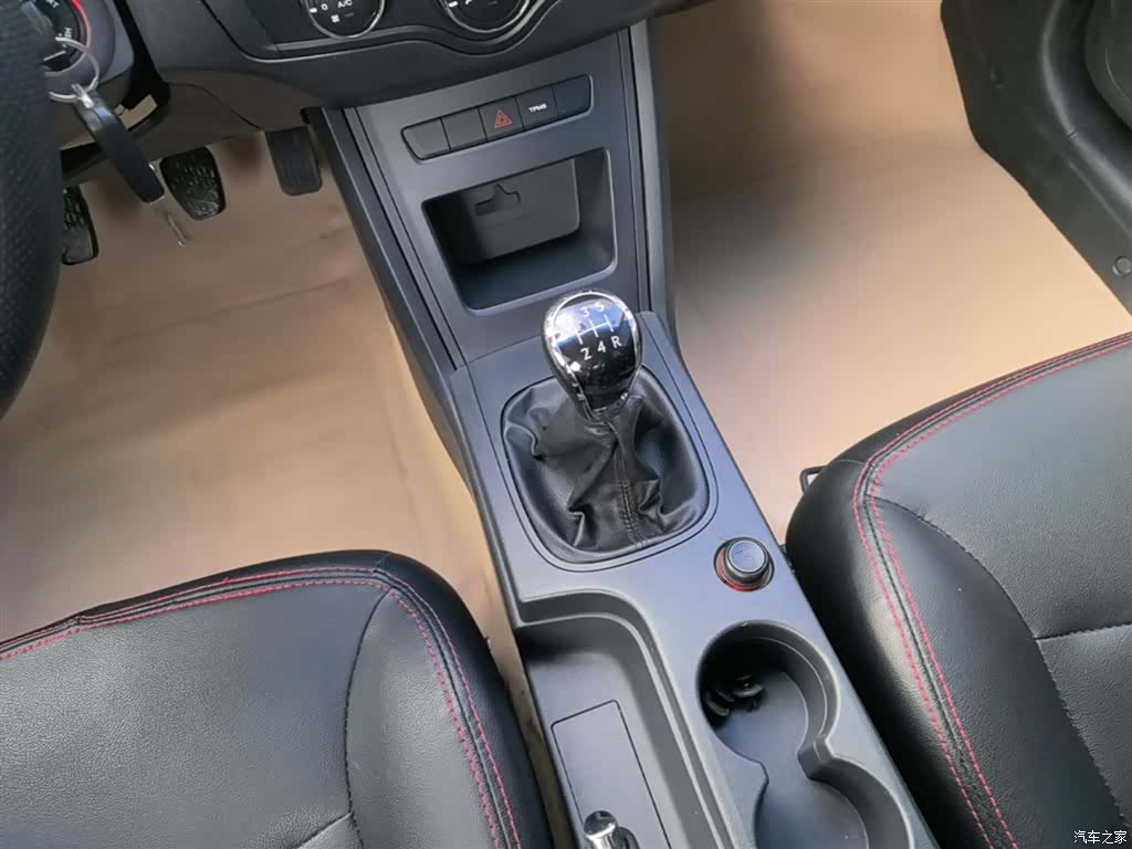 Roewe 350, 2016 14