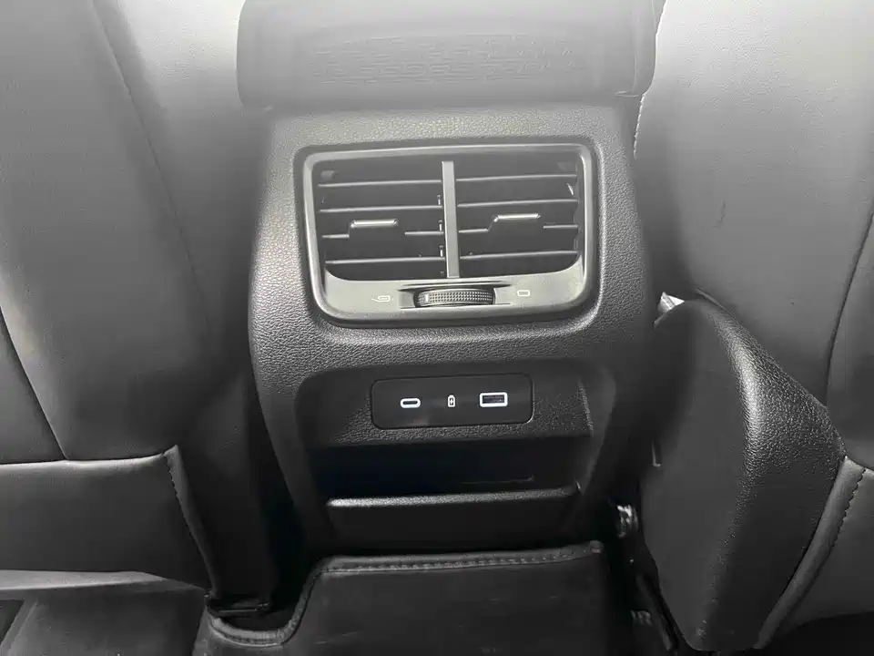 Geely Tugella (рест)