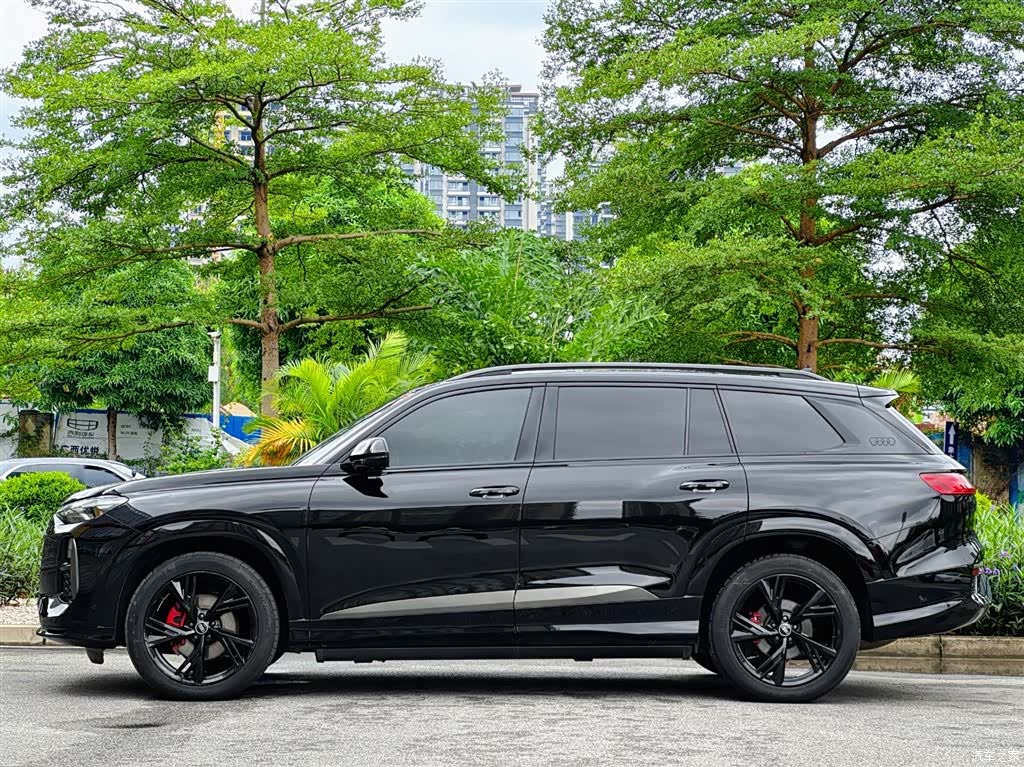 Audi Q6, 2024 все фото