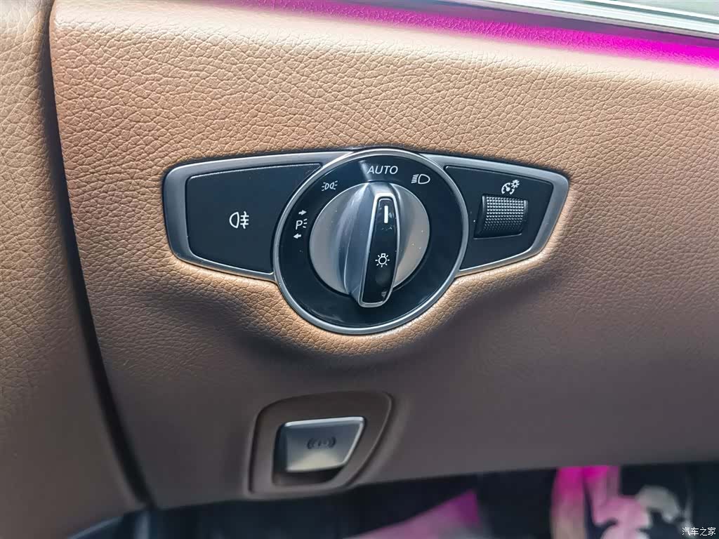 Mercedes-Benz E-Class, 2020 39