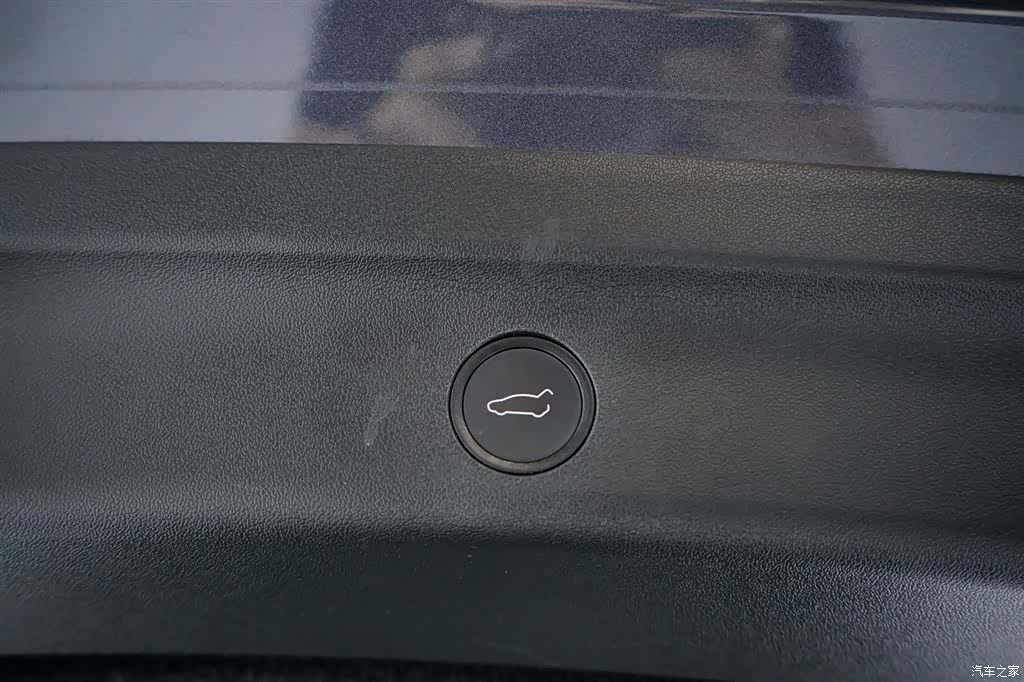 Tesla Model Y, 2022 13