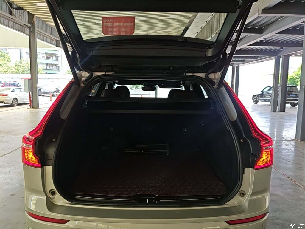 Volvo XC60, 2023 19