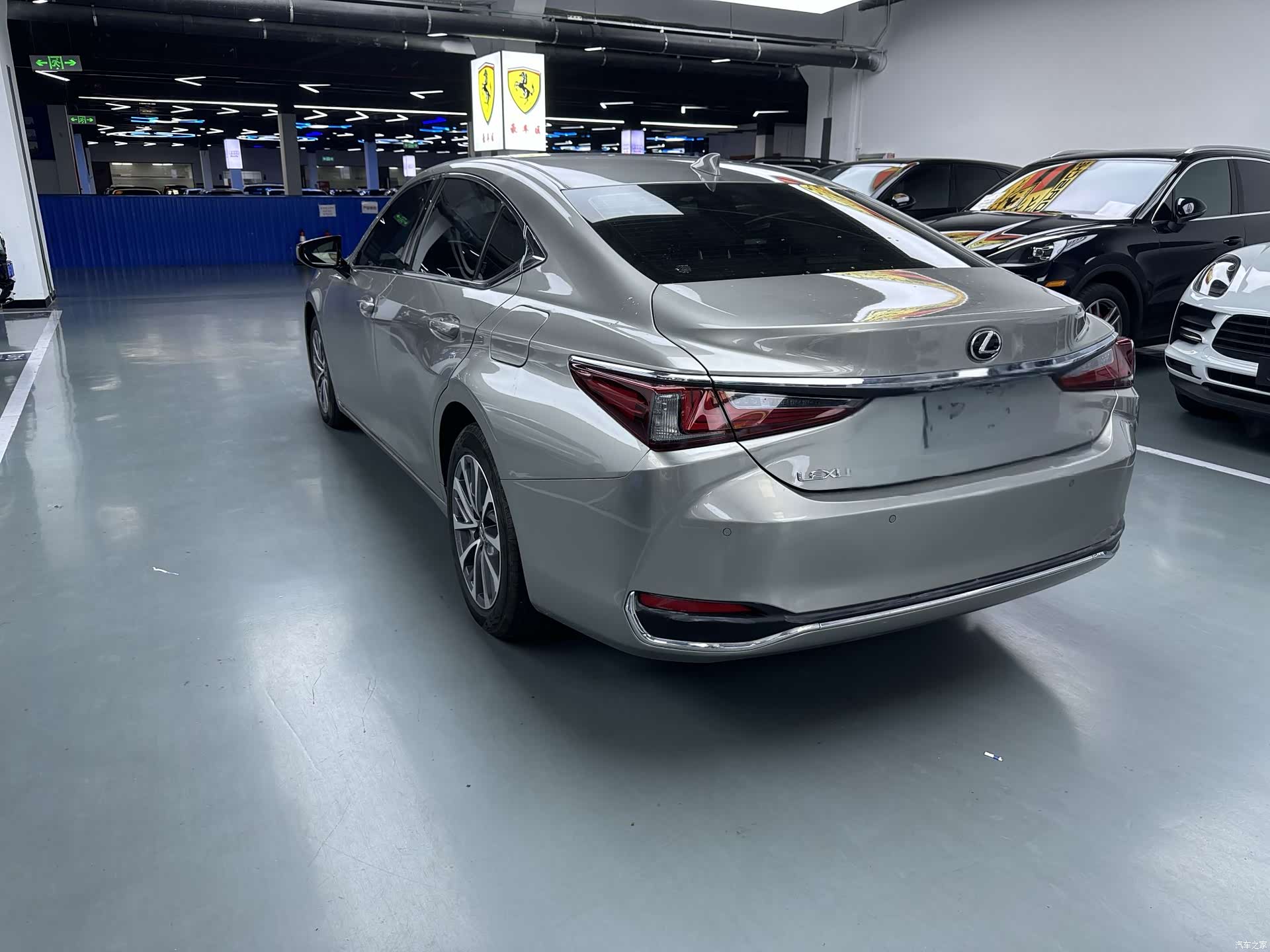 Lexus ES, 2024 11