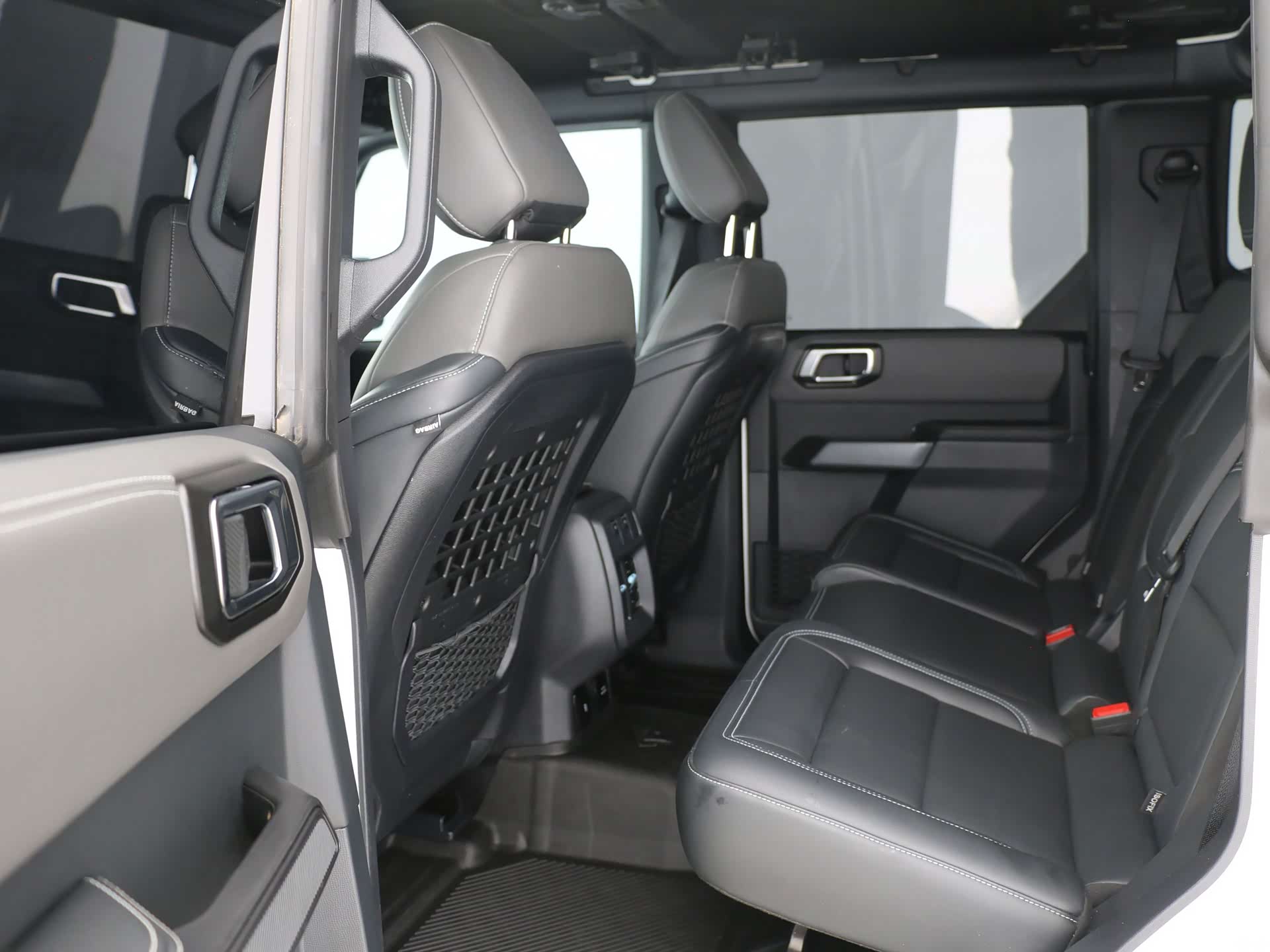 Ford Bronco, 2025 10