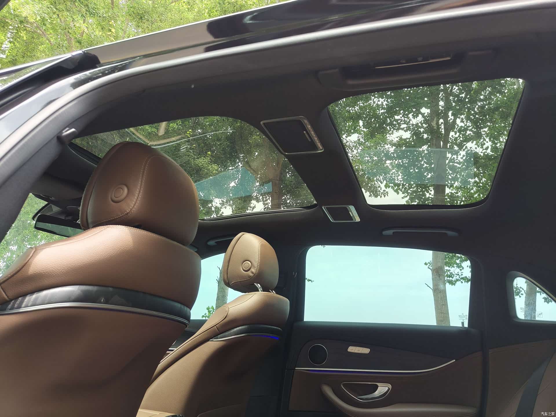 Mercedes-Benz E-Class, 2021 21