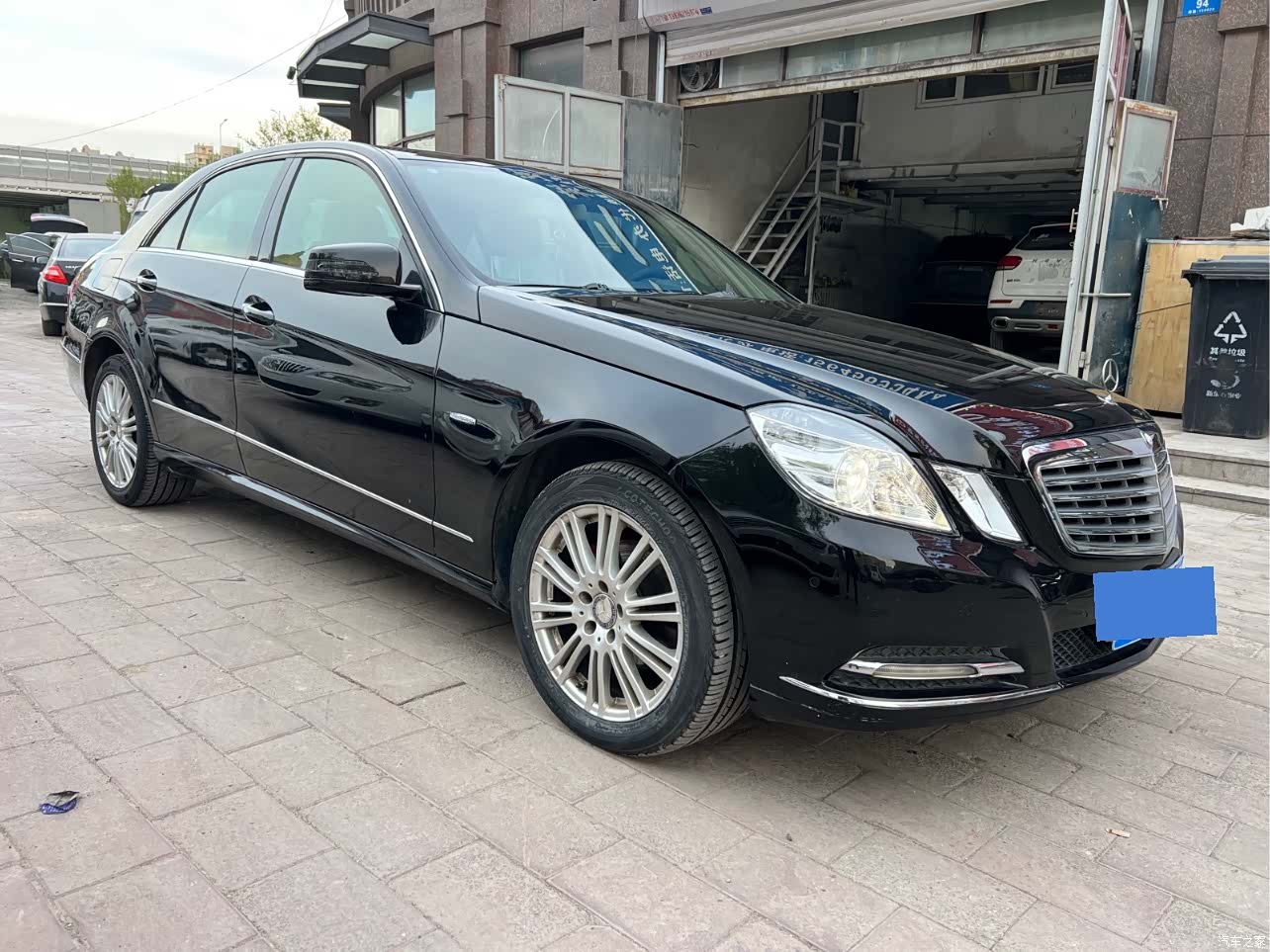 Mercedes-Benz E-Class, 2010 3