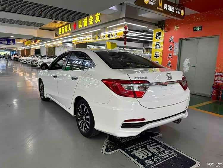 Honda Crider, 2016 7