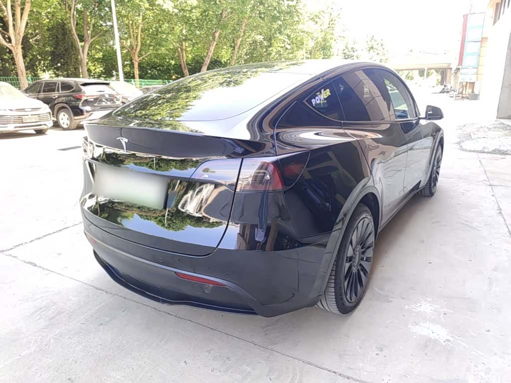 Tesla Model Y, 2023 7