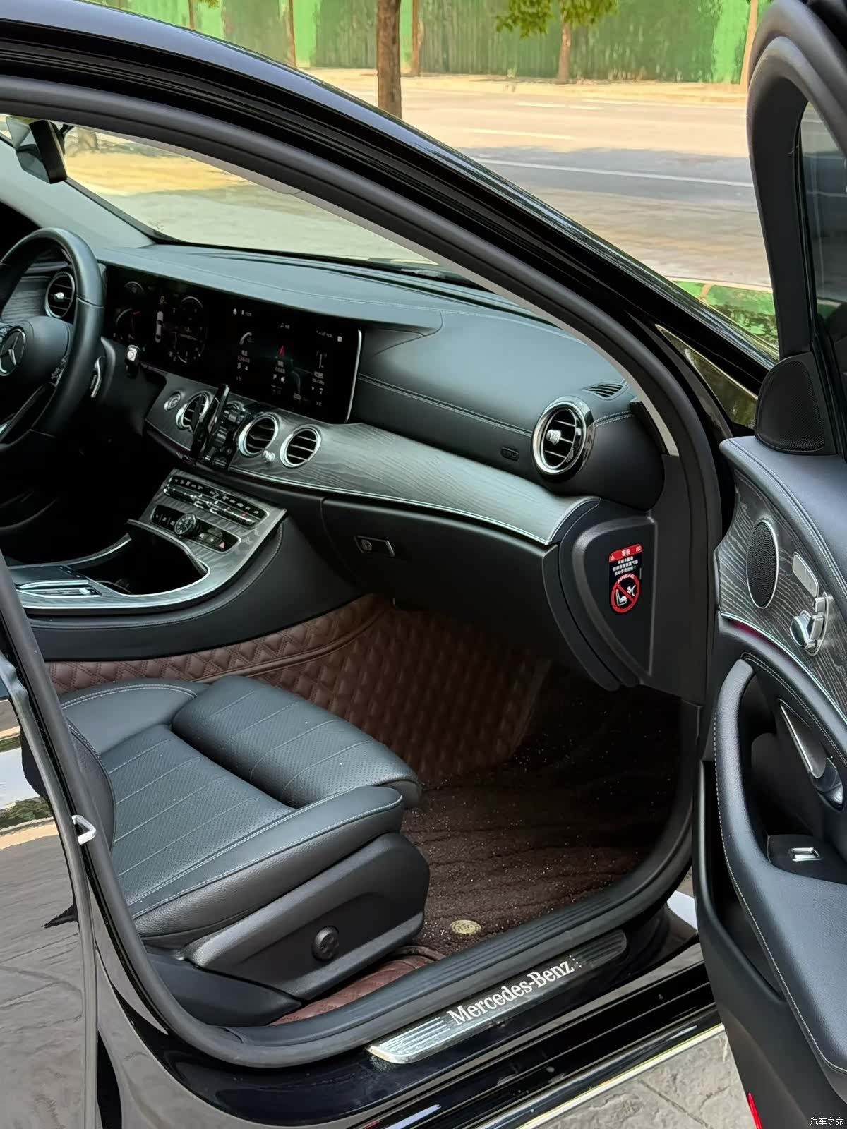 Mercedes-Benz E-Class, 2022 все фото