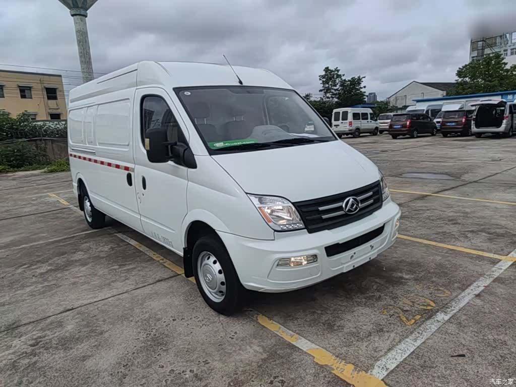 Maxus V80, 2023 22