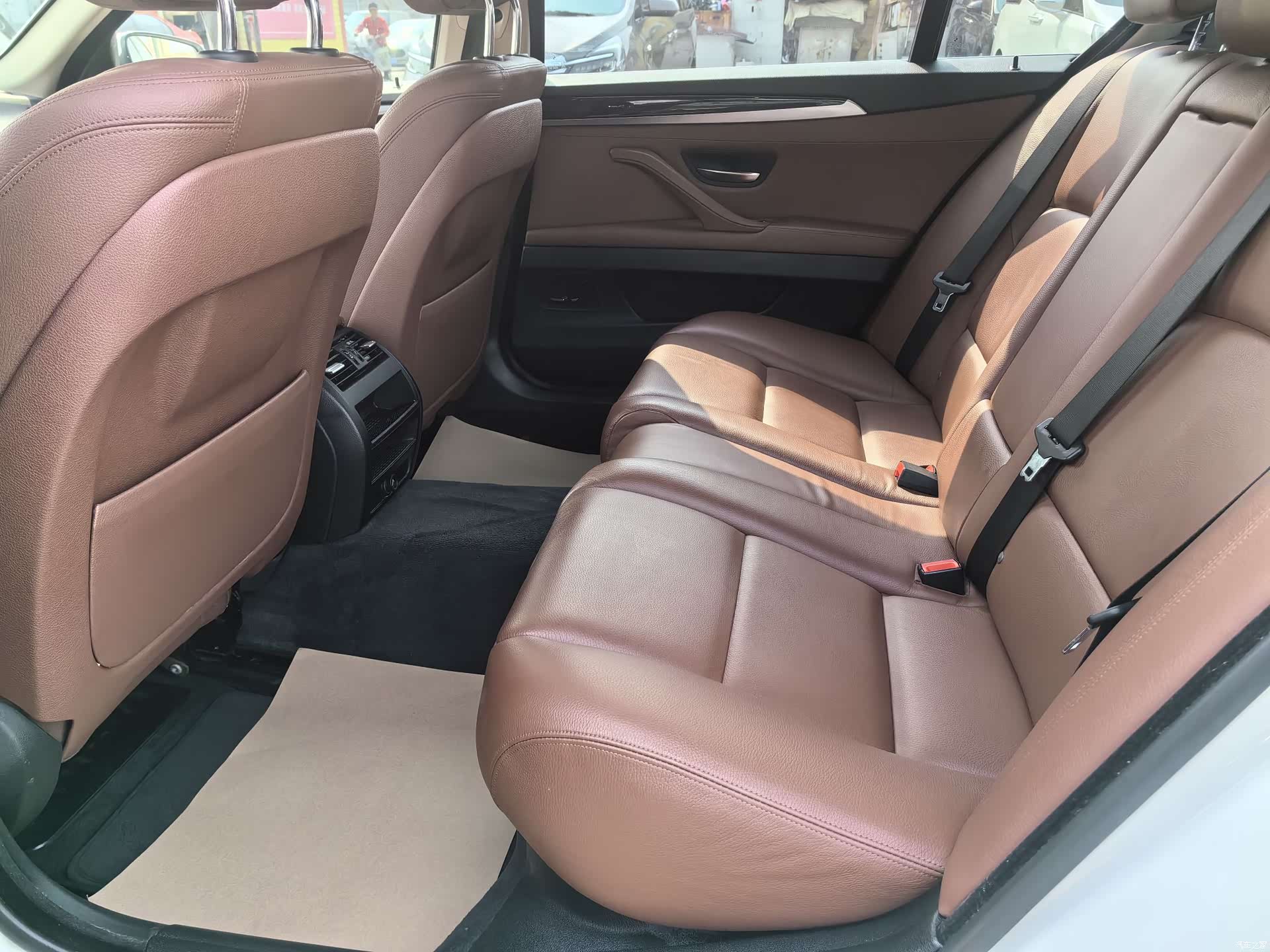 BMW 5 Series, 2016 11