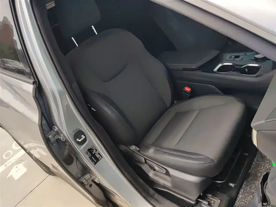 Lexus RZ
