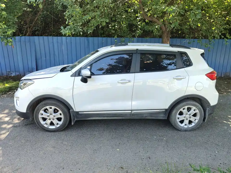 Changan CS15