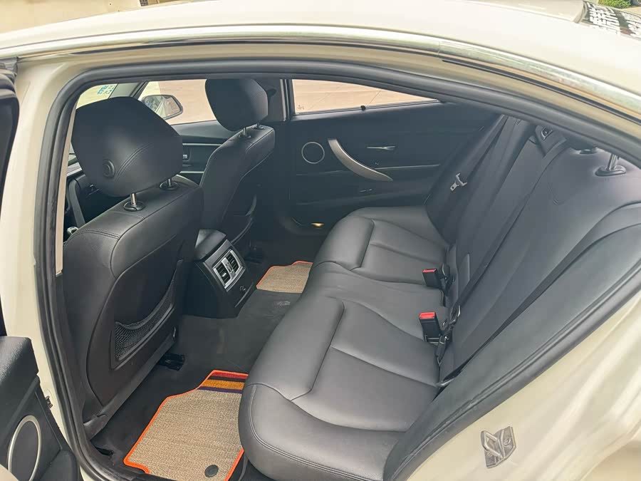 BMW 3 Series 2016, фото 5