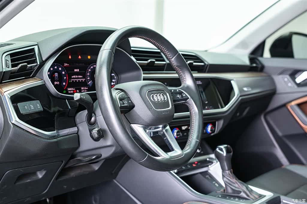 Audi Q3, 2020 16